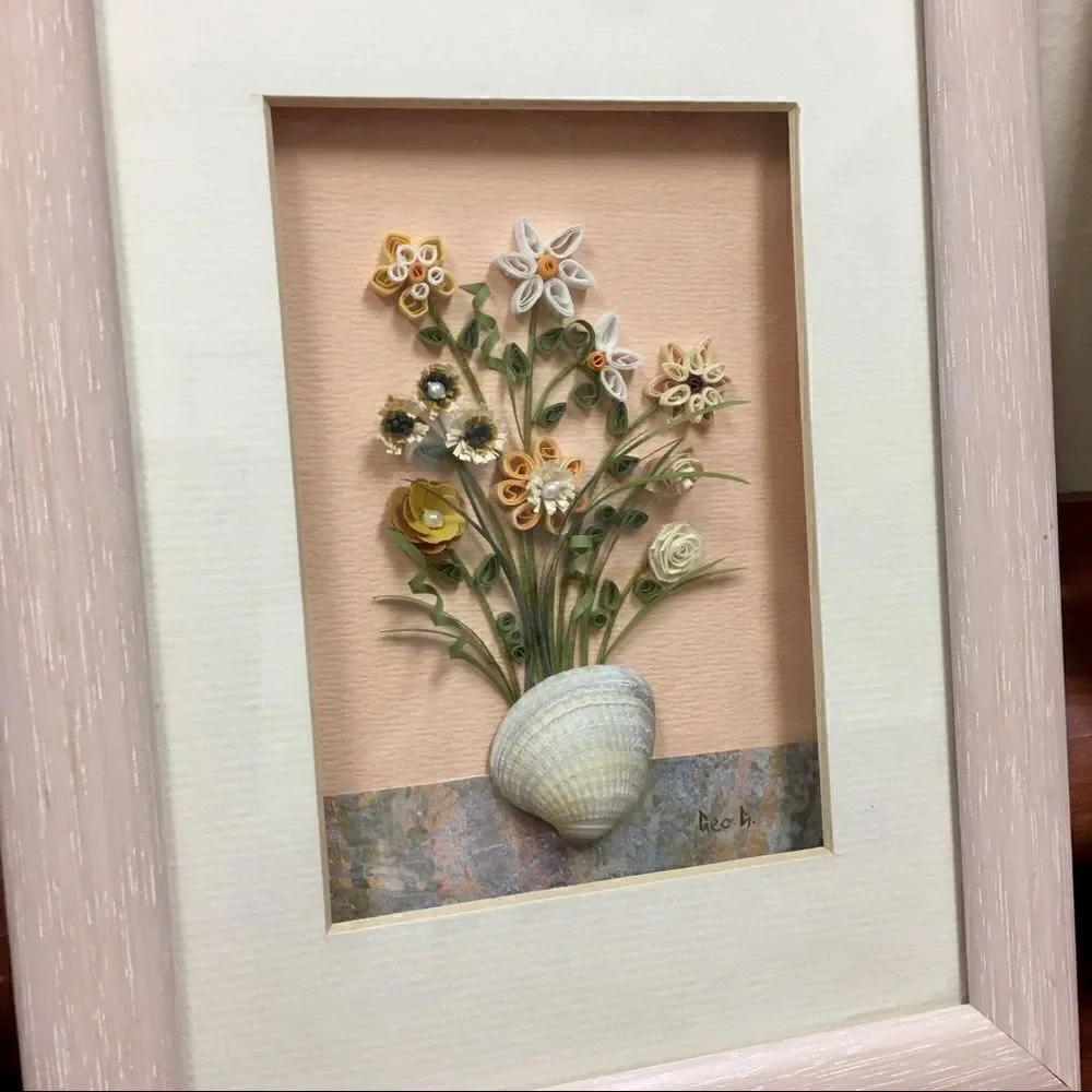 Quill Art Set Artist Signed Floral Shell Motif in Shadow Box - Picture 6 of 16